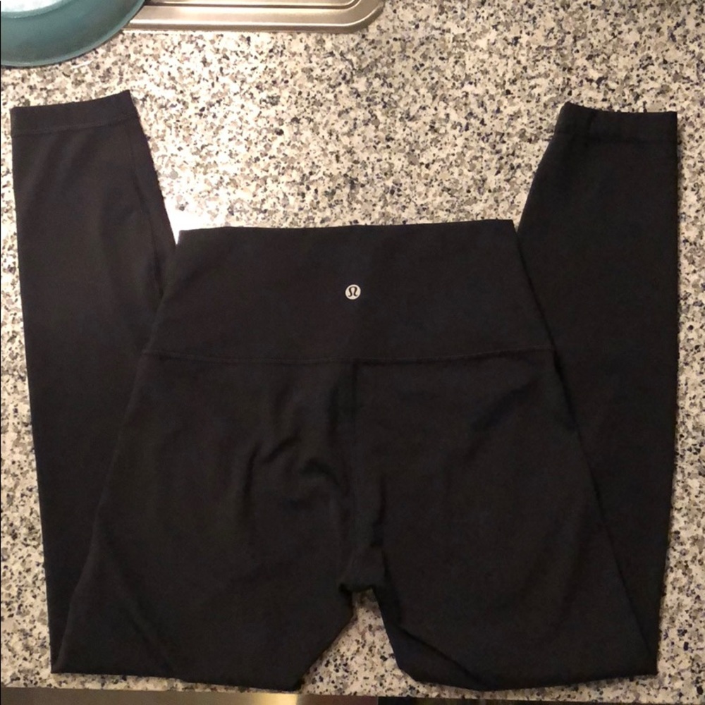 Wunder Under 28” Lululemon Leggings